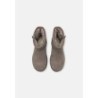 UGG CLASSIC MINI BAILEY ZIP Botines smoke plume