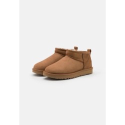UGG CLASSIC ULTRA MINI Botines bajos chestnut