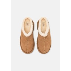 UGG NEW HEIGHTS COZY Sandalias chestnut