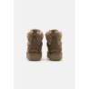 UGG CLASSIC ALPINE LACE-UP Botas para la nieve hickory